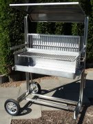 Der Spanferkel Grill aus Edelstahl